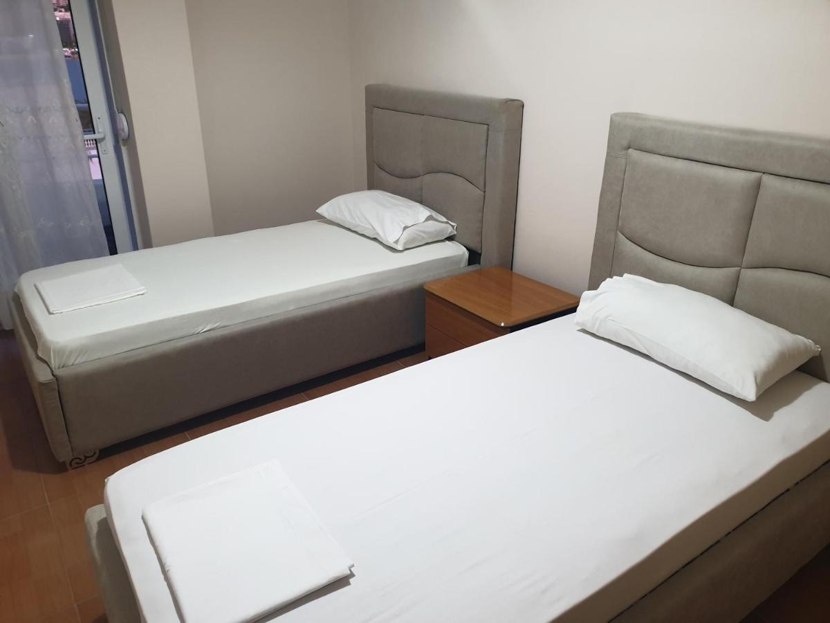 Stephan Apartments Sarande Bagian luar foto
