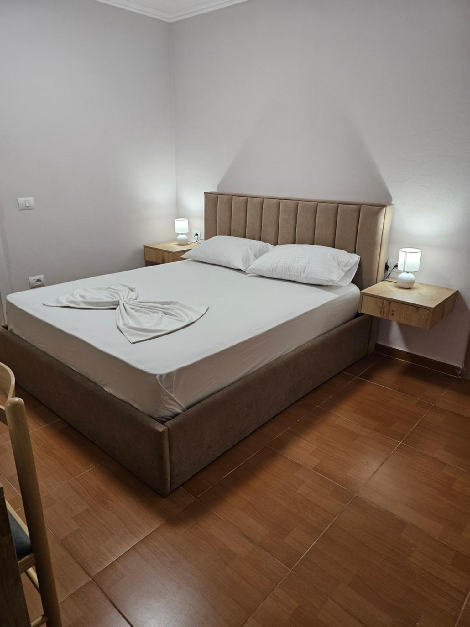 Stephan Apartments Sarande Bagian luar foto